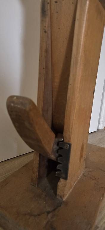 Sattler Alle Werkzeuge: Sattlerbock/ Nährössli – Gebraucht aus Full-Reuenthal von kra_zxj2 2