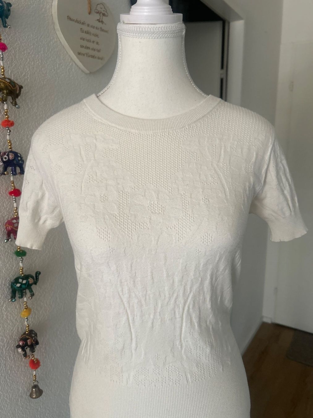 Twinset Maglioni & Felpe: Kurzarm Pullover Damen ecrufarbig von Twinset Milano Gr. S – Usato da Brunnen venduto da Nala2929 3