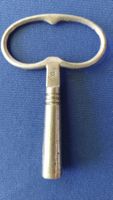 Clef ancienne pour remonter les pendules