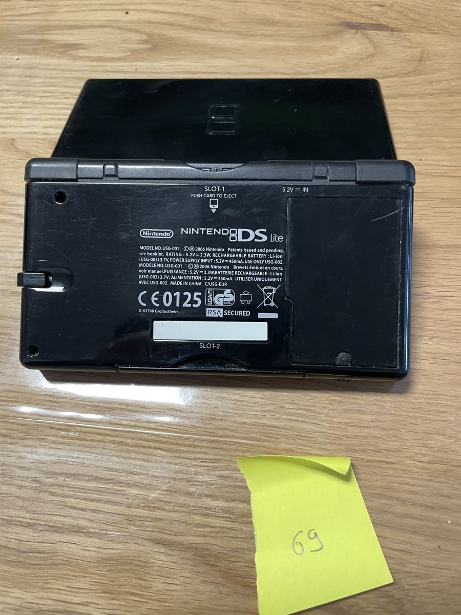 Nintendo Console: Nintendo DS Lite Schwarz – Usato da Bazenheid venduto da Toni0141 2