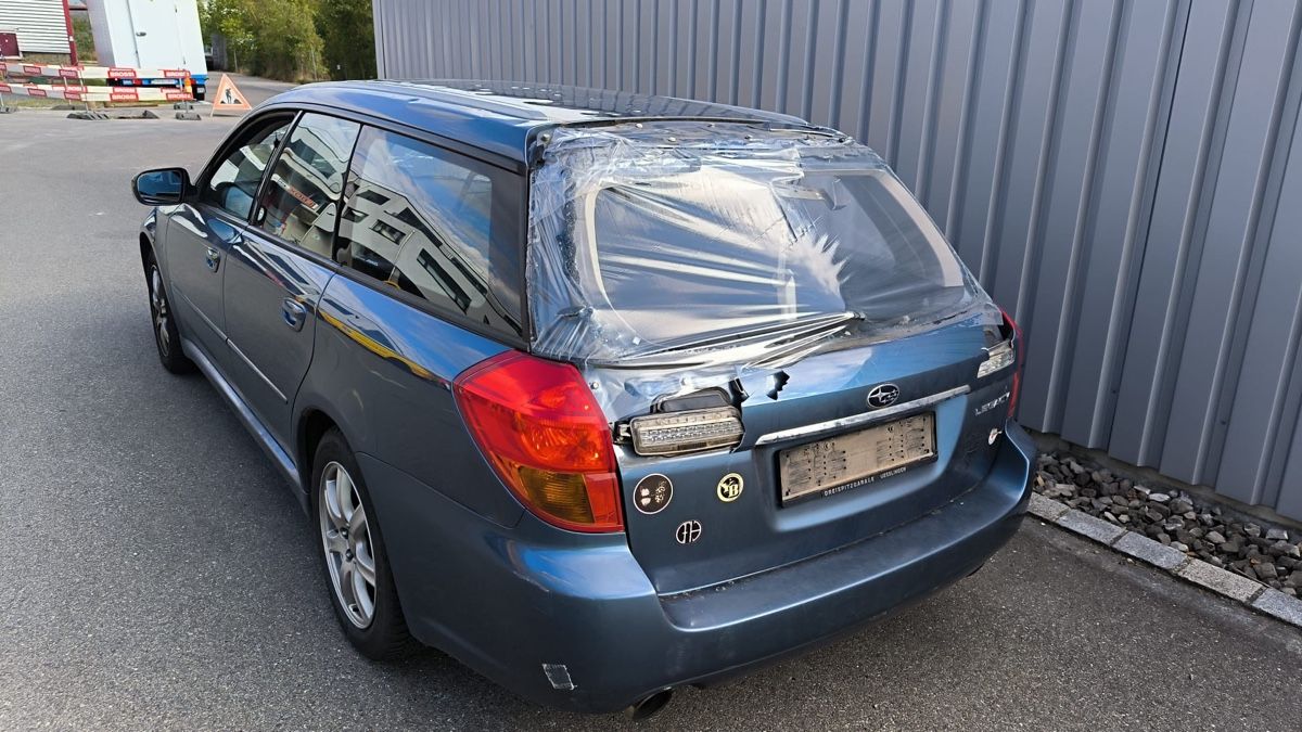 Subaru Autos: Subaru Legacy 2.5 AWD – Defekt aus Rickenbach Sulz von as-sa 1