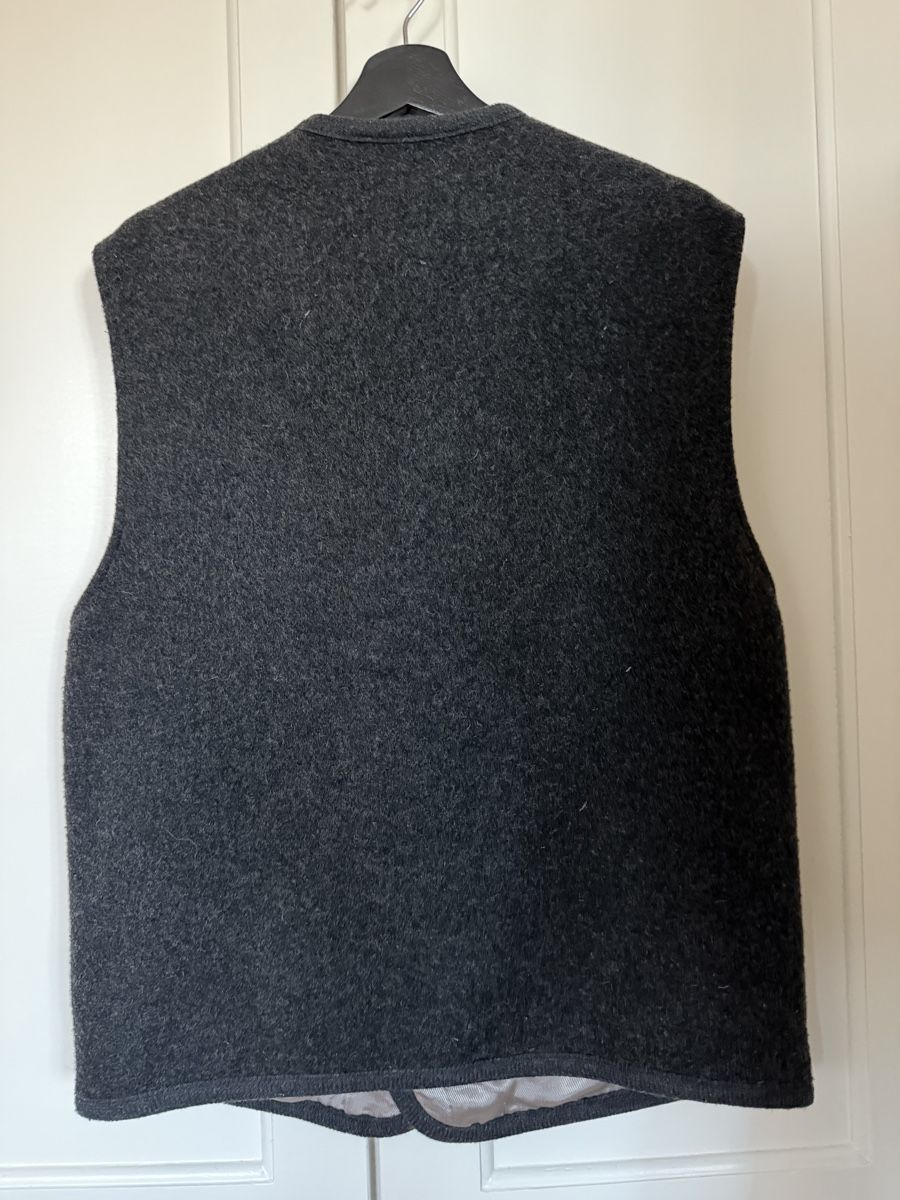 Gilet & Giacche: Cosy Wool Blend Vest - Layering Piece! – Usato da Zürich venduto da shop_all 1