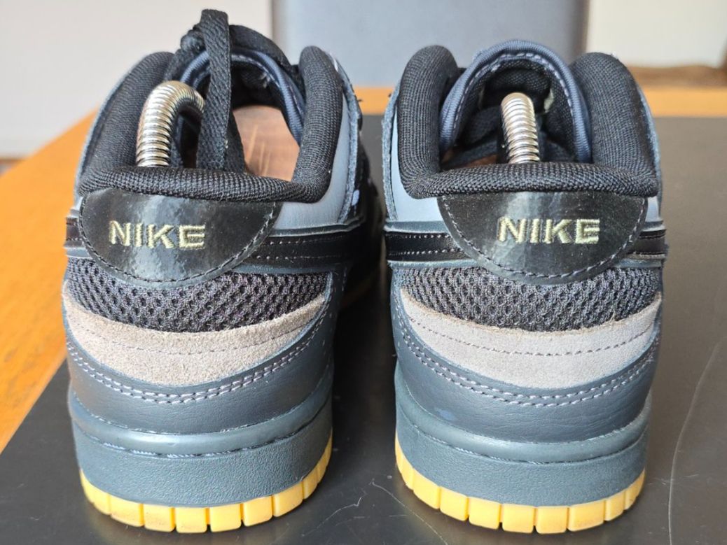 Nike Scarpe da uomo: Nike Dunk Low Scrap Black Gum EU 41 – Nuovo (secondo la descrizione) da Wallisellen venduto da theblacksheep 8