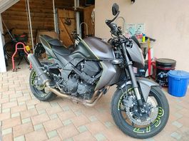 Kawasaki Z750