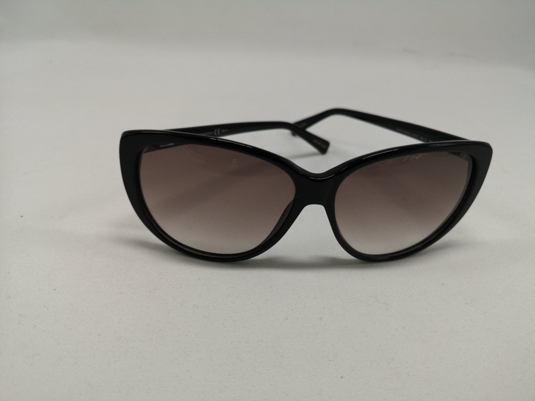 Hugo Boss Brillen & Gläser: Hugo BOSS / Authentiques / Luxe - Qualité - Elégance ! – Gebraucht aus Bulle von italicum