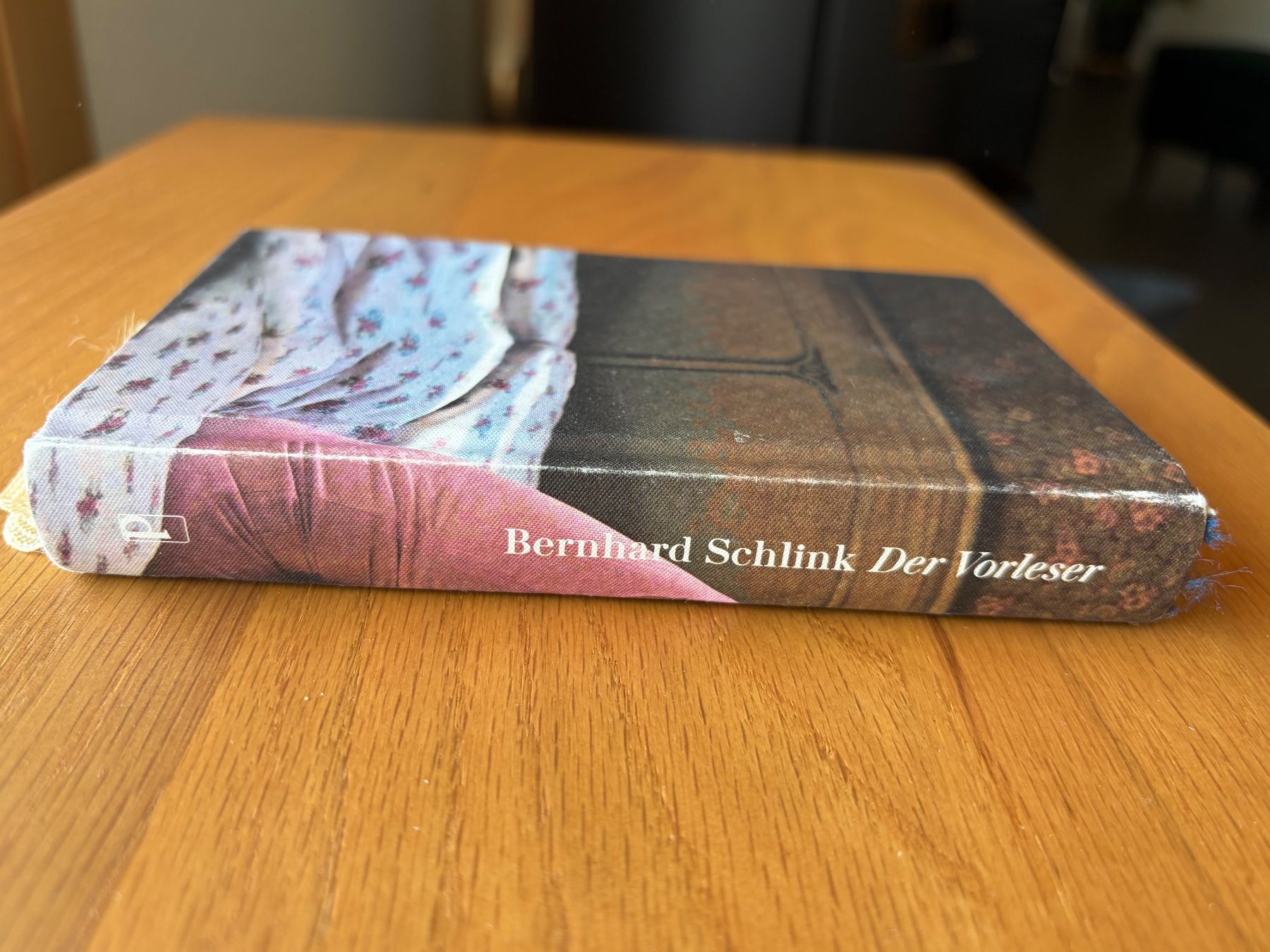 Bücher: Der Vorleser - Berhard Schlink – Gebraucht aus Vallamand von hed_qx6n 2