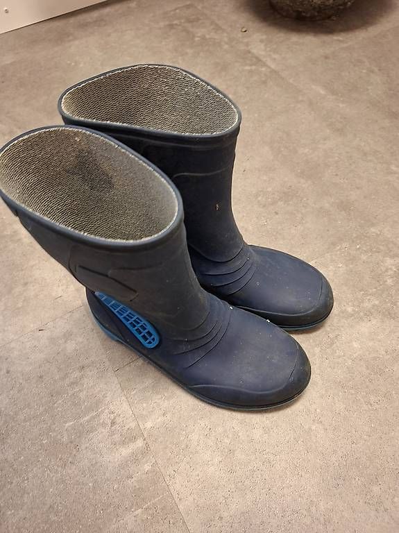Scarpe per ragazzi: Regenstiefel Gr 34 – Usato da Langenthal venduto da Swissrunner 2