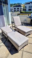 2 chaises longues de jardin avec matelas. Prix à discuter.