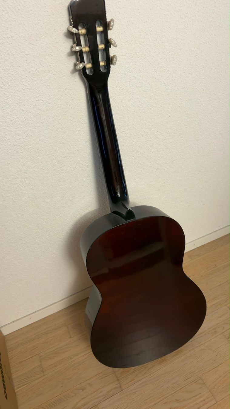 Musikinstrumente: Classic Guitar – Gebraucht aus Dietikon von Jacob-Alexandre 1