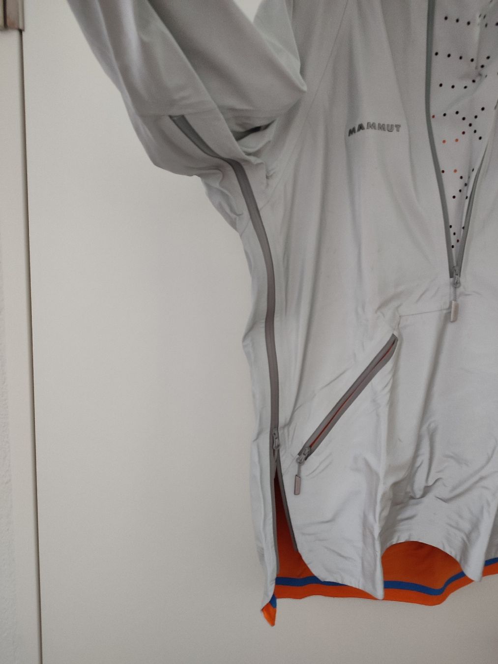 Mammut Giacche: Mammut Jacke reflektierend S – Usato da Dürrenäsch venduto da ShinJewel 1