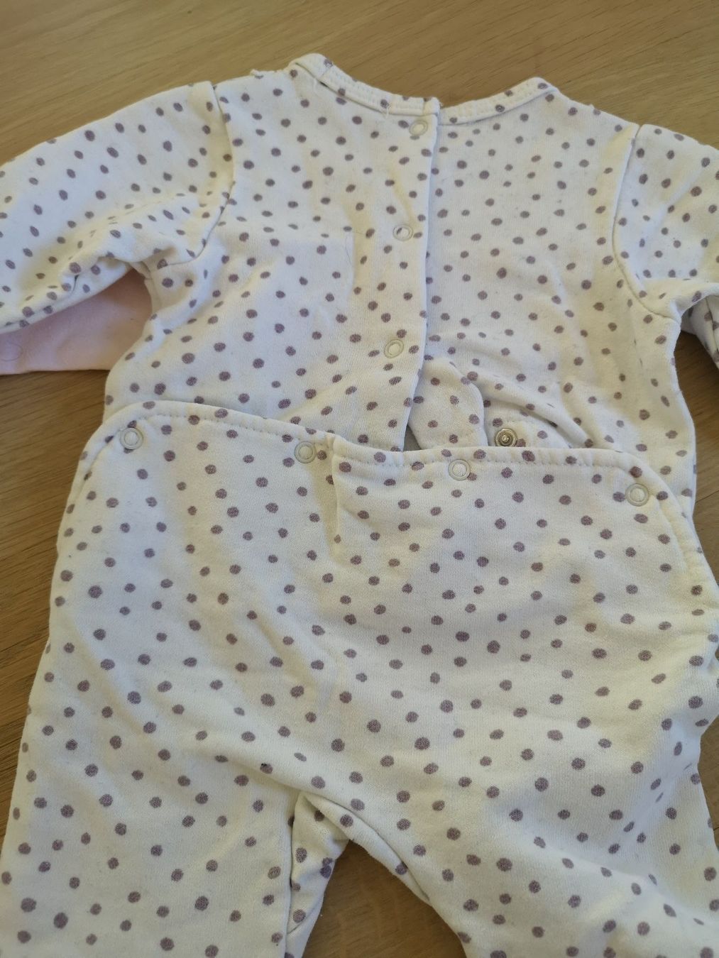 Pyjamas & Ähnliches: 3er Set Pyjama / Strampler, Gr. 60cm (3 Monate) – Gebraucht aus Aesch ZH von TaniTomy 2