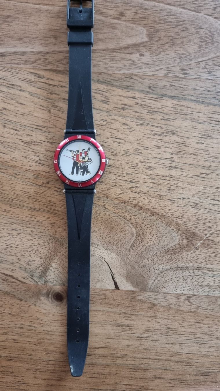 Swatch Orologi: Swatch Uhr Retro – Usato da Hombrechtikon venduto da kuckuck04 1