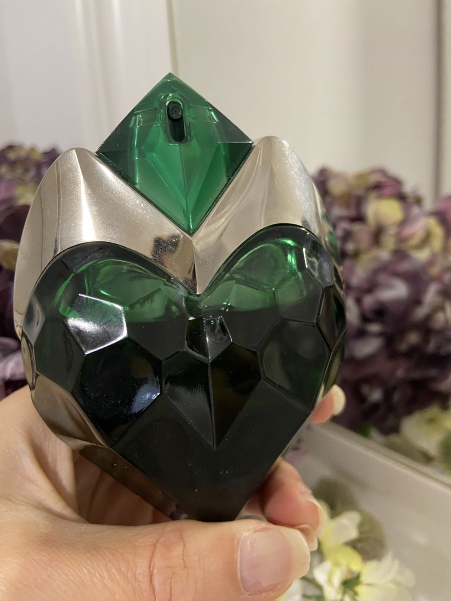 Mugler Profumi & Eau de Toilette: Mugler Aura Eau de Parfum 90ml Tester – Usato da Thun venduto da Mare_Pia