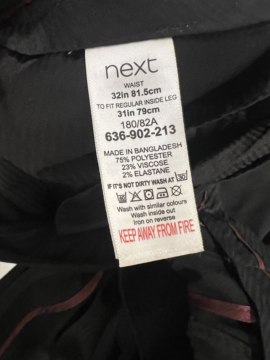 Pantaloni: Schwarze Anzugshose – Nuovo (secondo la descrizione) da Pfäffikon SZ venduto da pdroth 1