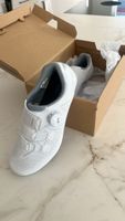 Chaussures de cyclisme Shimano RC3 T37 blanches comme neuves