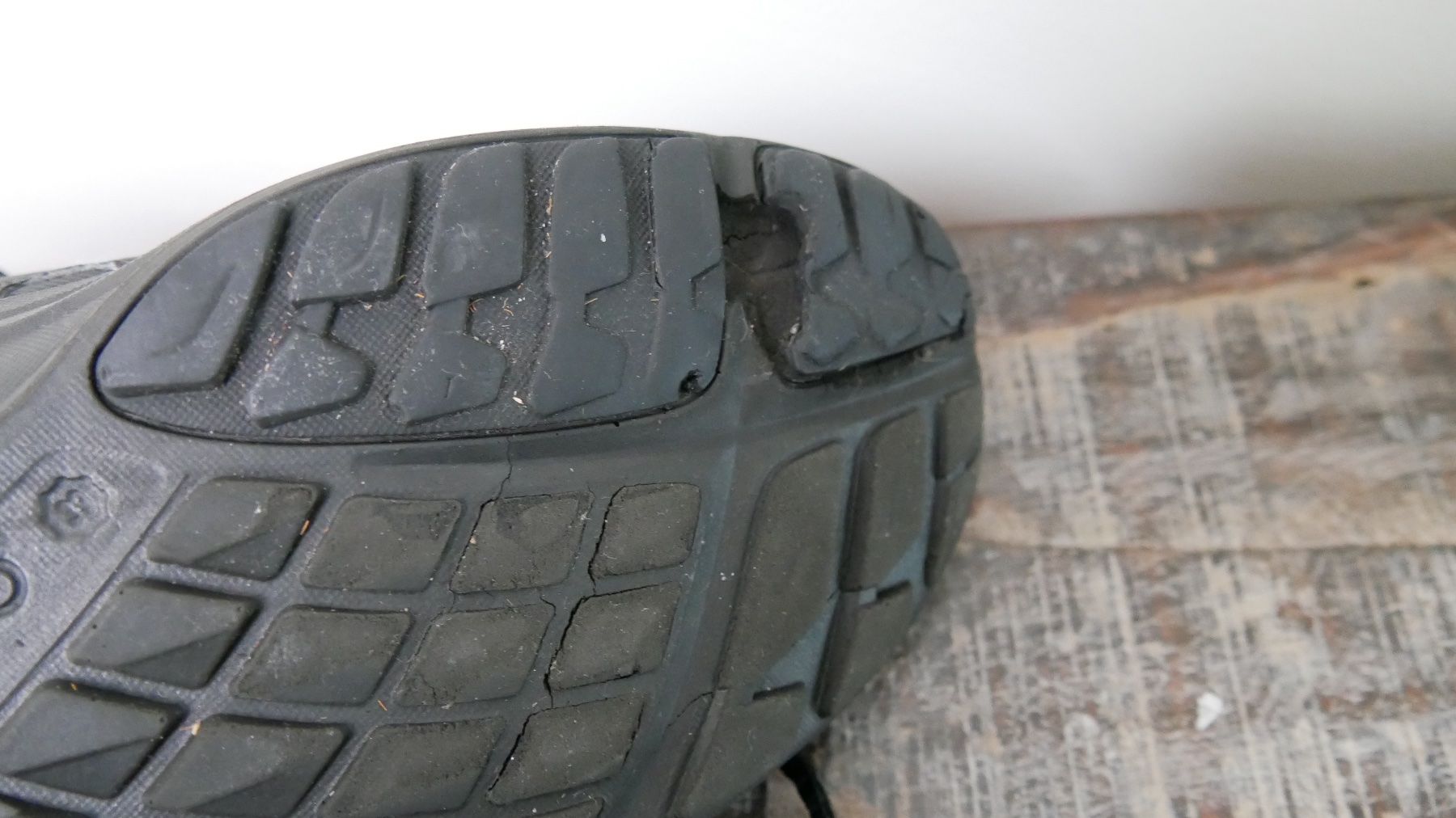 Ecco Scarpe da donna: Ecco Goretex Sneaker schwarz Grösse 39 – Usato da Zürich venduto da julia_vina 4