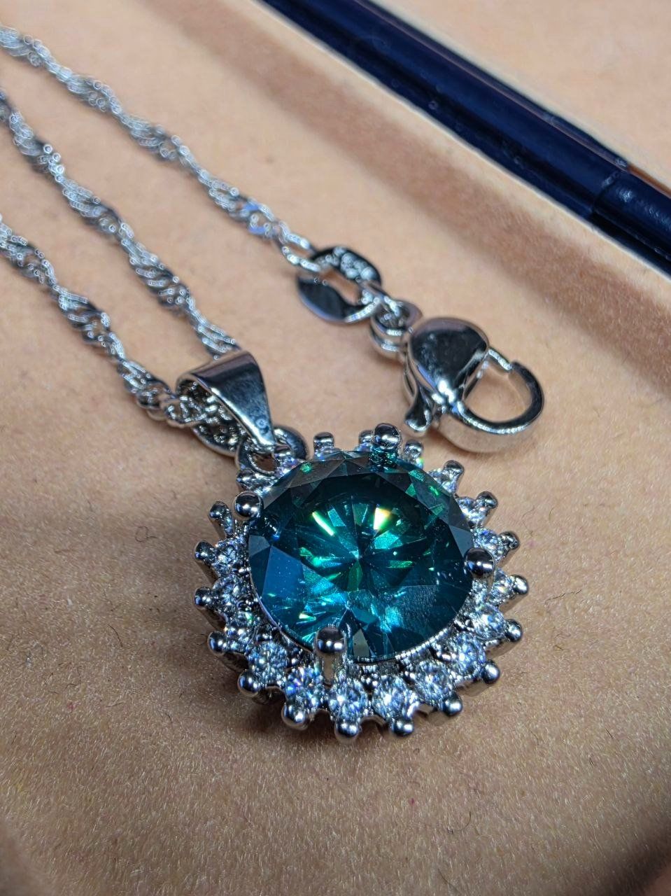 Catenine: Collier argent avec zircons – Nuovo e nell'imballaggio originale da Reconvilier venduto da Tsma67 4
