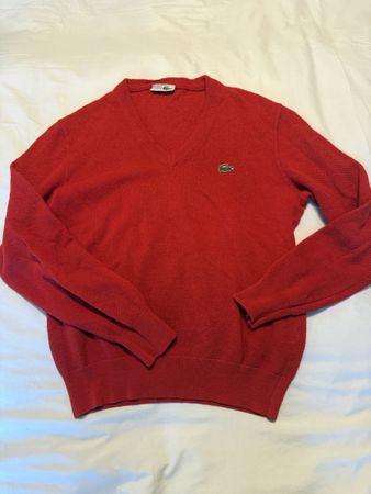 Pull Lacoste rouge, taille M