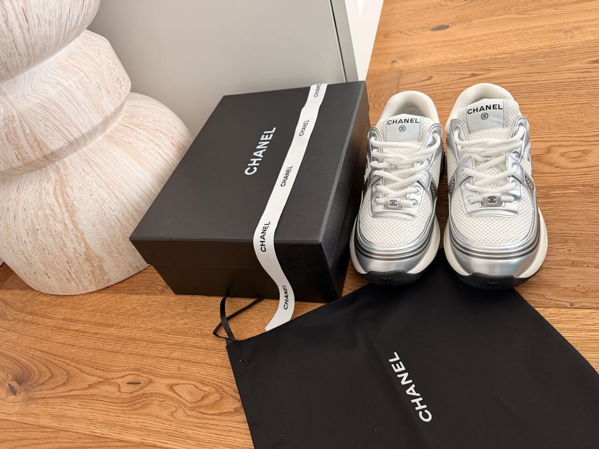 Chanel Chaussures hommes: Chanel Sneaker 42 – Neuf avec emballage d'origine à Feldbrunnen par mas_g2qr 1