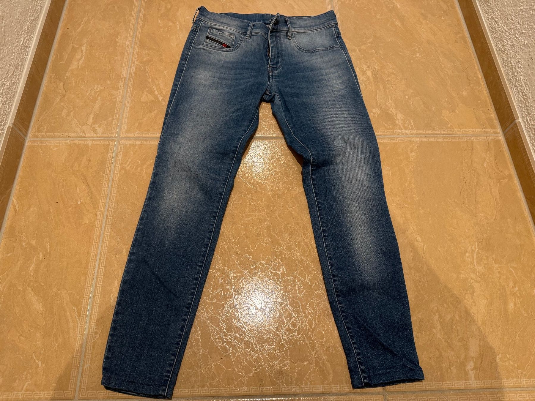 Jeans: Diesel coole NWT 3/4 Hose, 26 – Usato da Klingnau venduto da Markus14