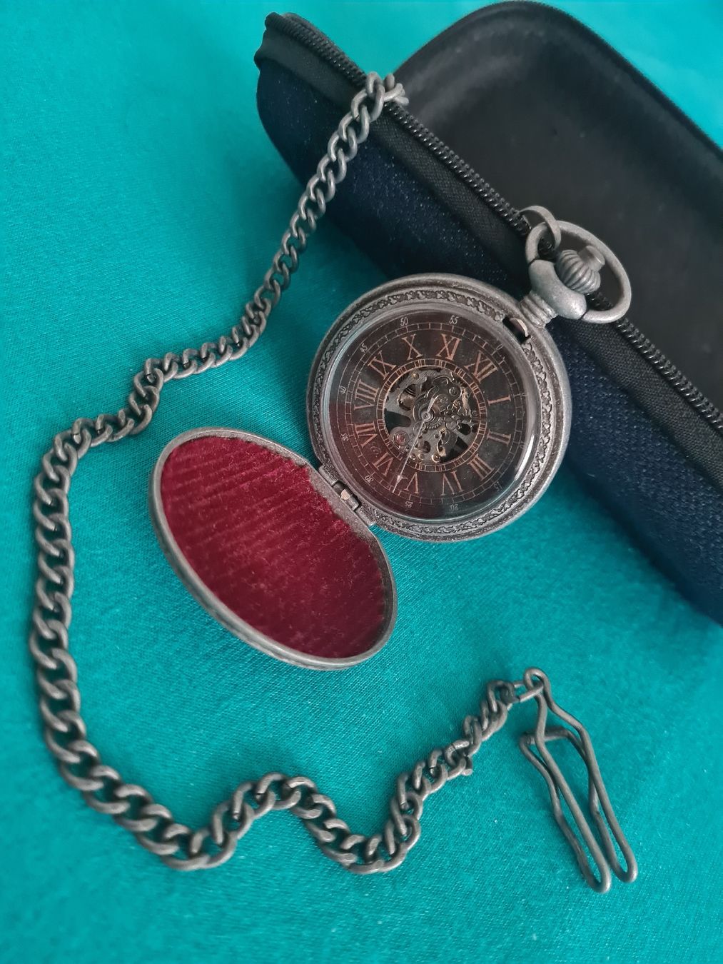 Uhren: COLLECTOR/Assassin's Creed UNITY "ARNO POCKET WATCH" – Neu (gemäss Beschreibung) aus Etoy von MyStyleMyMode 8