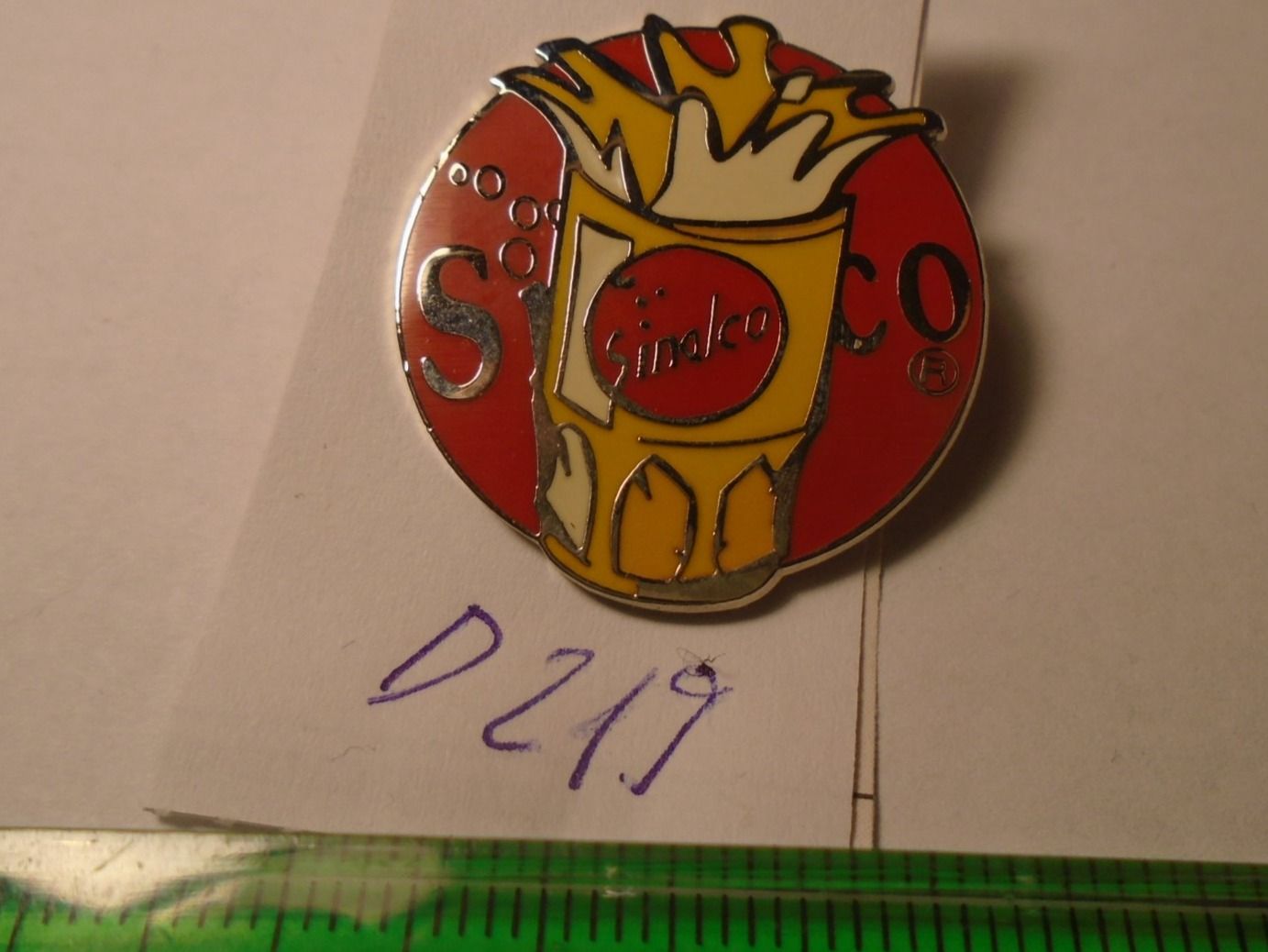 Plaquettes & Badges: 1 Sinalco Pin (D219) – D'occasion à Winterthur par Beli2000