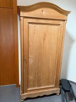 Eintüriger Schrank antik / Tanne