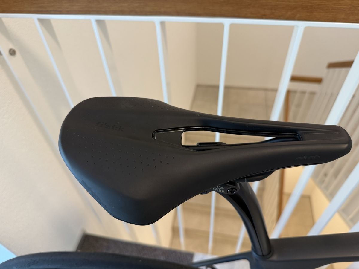 Canyon Vélos: Canyon Endurace CF8 Di2 - Grösse S – D'occasion à Ennetbürgen par sim_dgz8 3