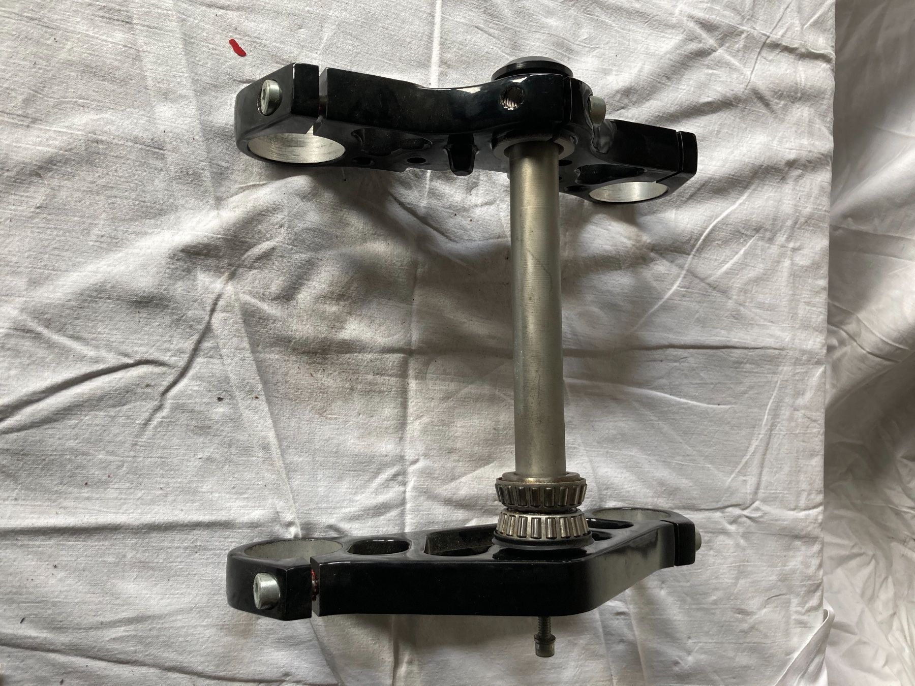 Harley-Davidson Tutti i ricambio per moto: Harley Davidson Gabelbrücke V Rod – Usato da Schötz venduto da Harley35 3
