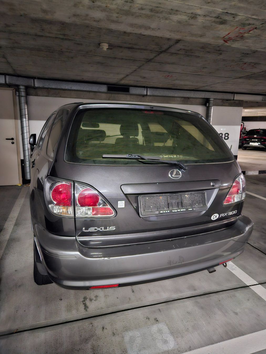Lexus Autos: Lexus RX300, ottimo SUV! Affare Ricardo! – Gebraucht aus Lugano von bre_gyd2 4