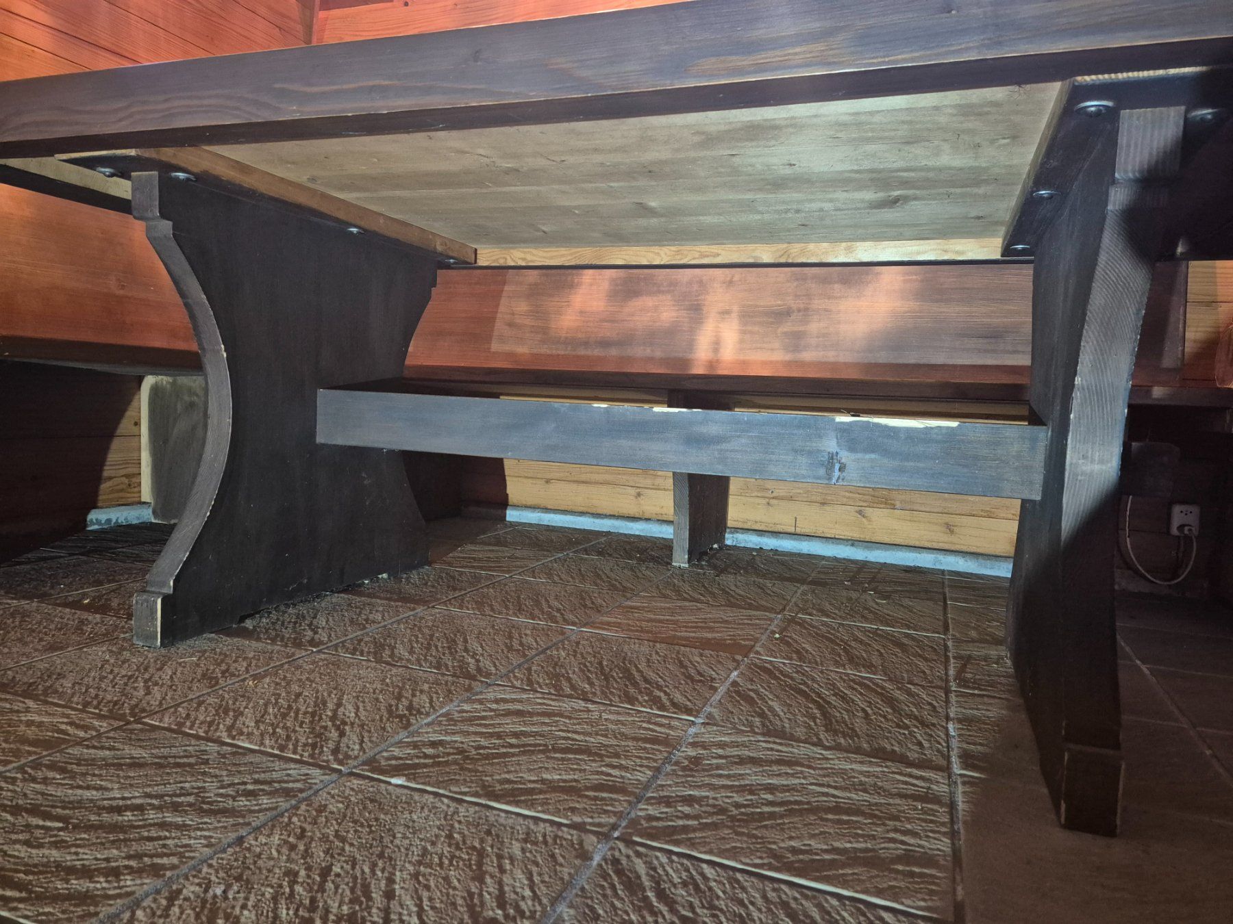 Tische: Massiver Holztisch – Gebraucht aus Kappel SO von LeaK13 3