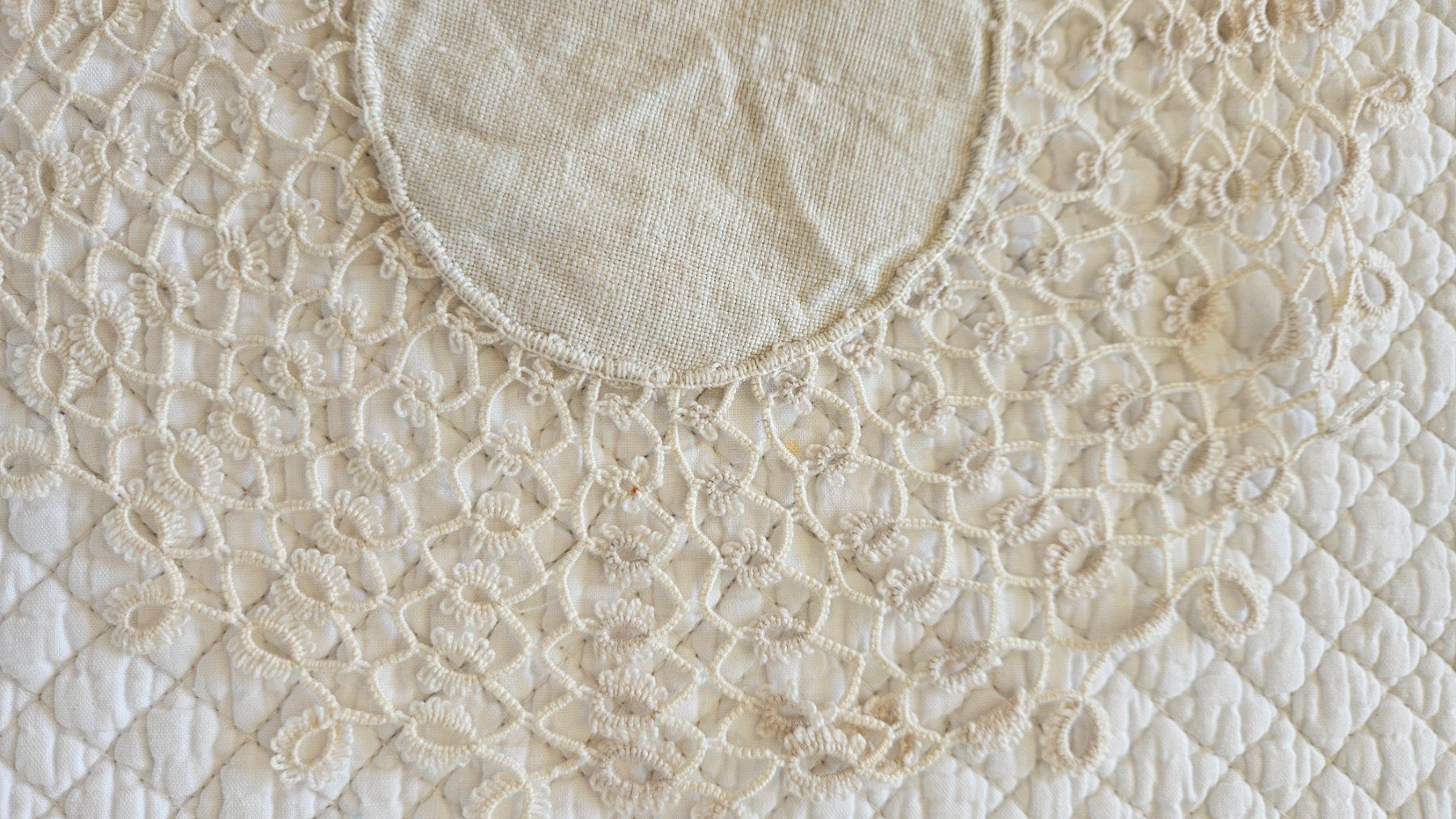 Sottobicchieri: Spitzendeckchen Spitzendeckeli Spitze Shabby Chic Frivolitee – Usato da Gossau ZH venduto da LeoniesDeko 2