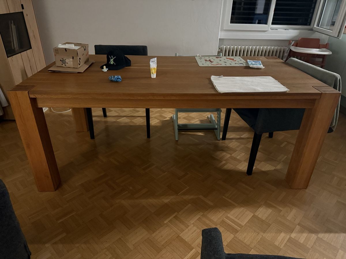 Tische: Esstisch aus Holz – Gebraucht aus Weiach von TaSaSc