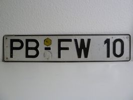Nummernschild / Auto- / Kfz-Kennzeichen Deutschland PB-FW 10