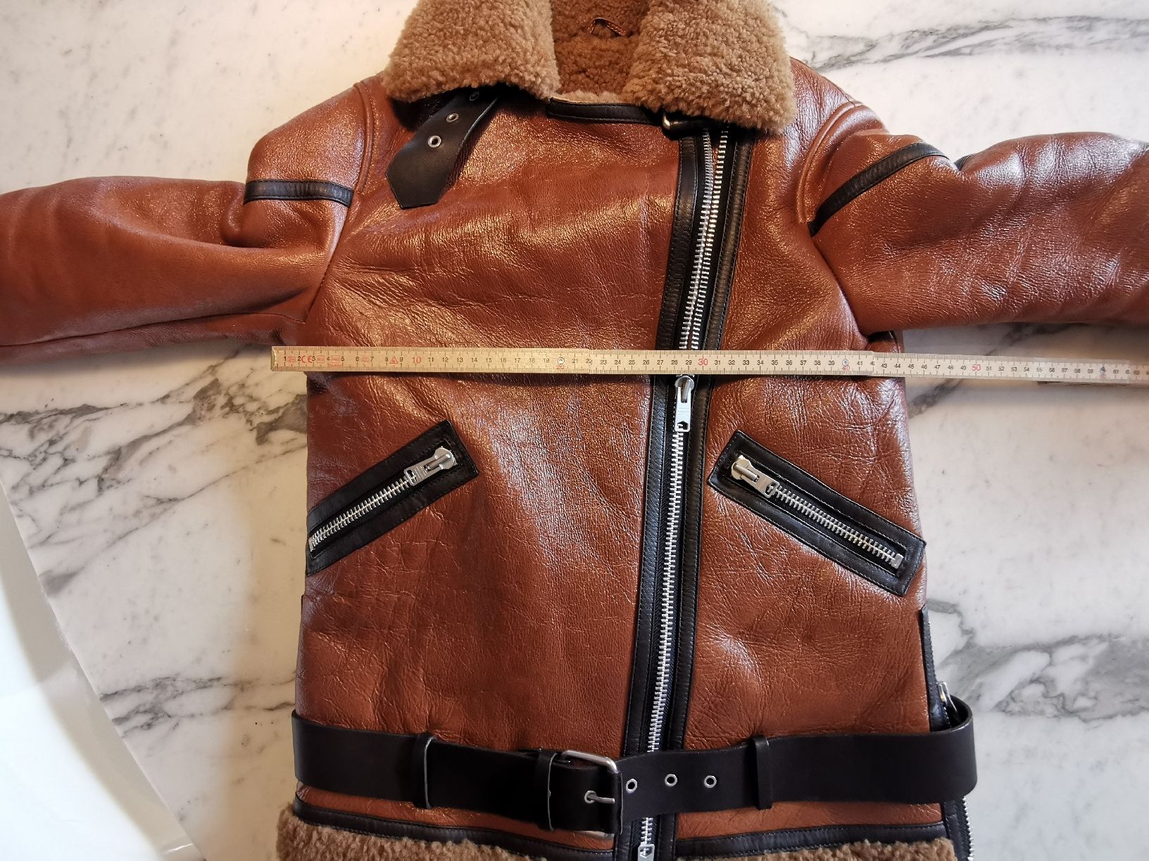 Allsaints Giacche: Lammfell Jacke Allsaints – Usato da Uerikon venduto da pink_flamingo 5