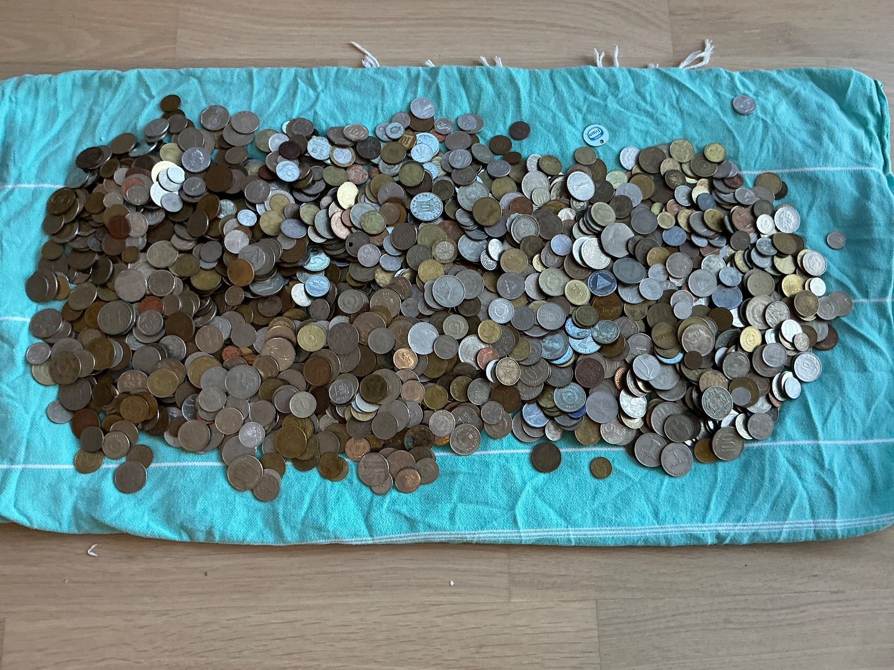 Tutti le monete: 9 Kg Weltweit Lot A – Usato da Dietikon venduto da Numi2000