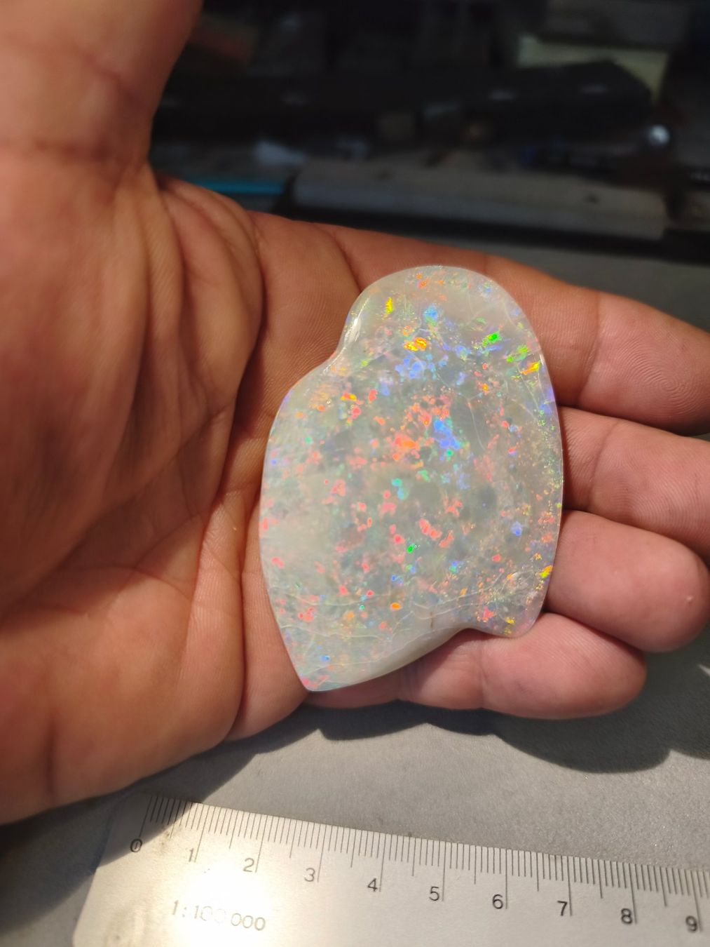 Pierres précieuses: Opal, weiss, 130ct – Neuf (Voir description) à Dieterswil par Opal66