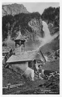 Aeschkapelle mit staubifall im schachental { Unterschächen }