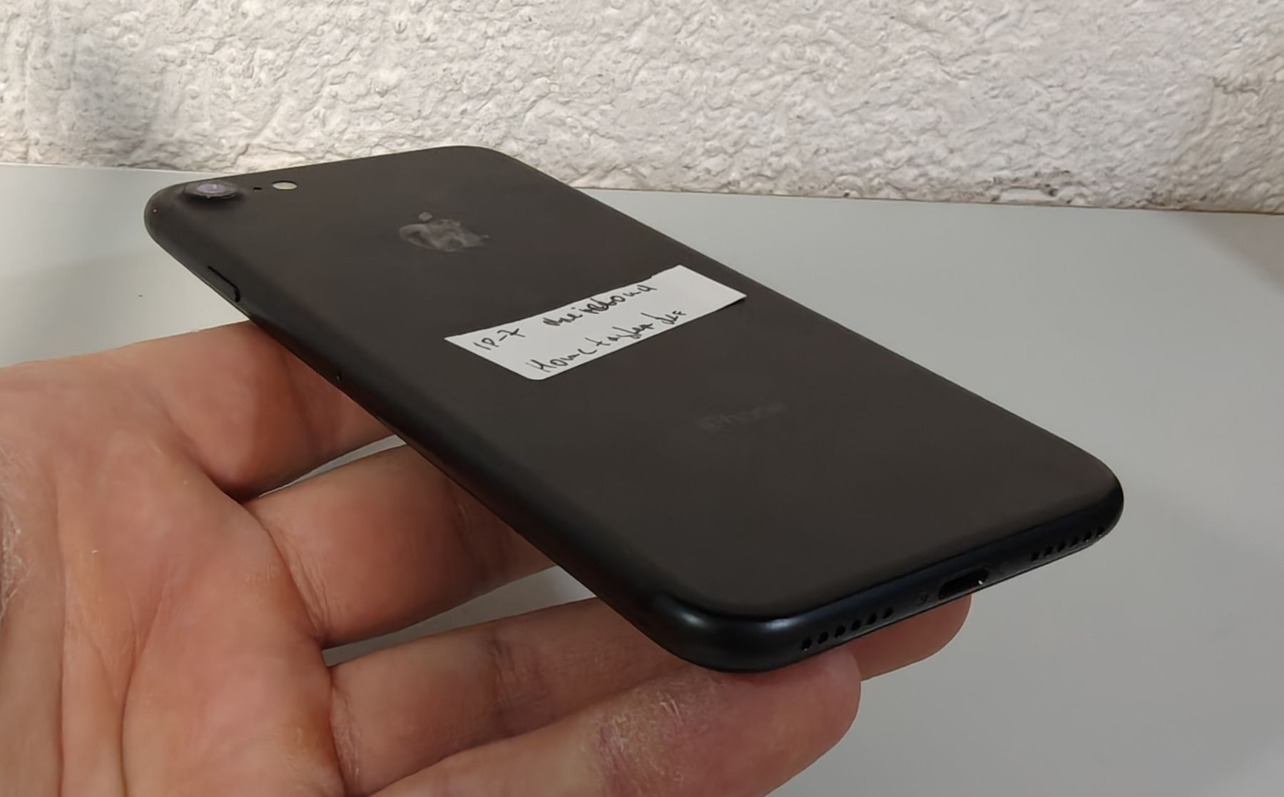 Apple Telefoni cellulari / Smartphones: iPhone 7 schwarz – Difettoso da Ehrendingen venduto da Rocky985 4