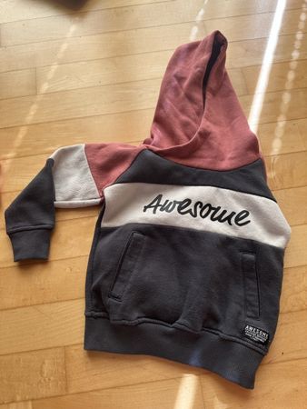 Pullover mit Kapuze Grösse 98