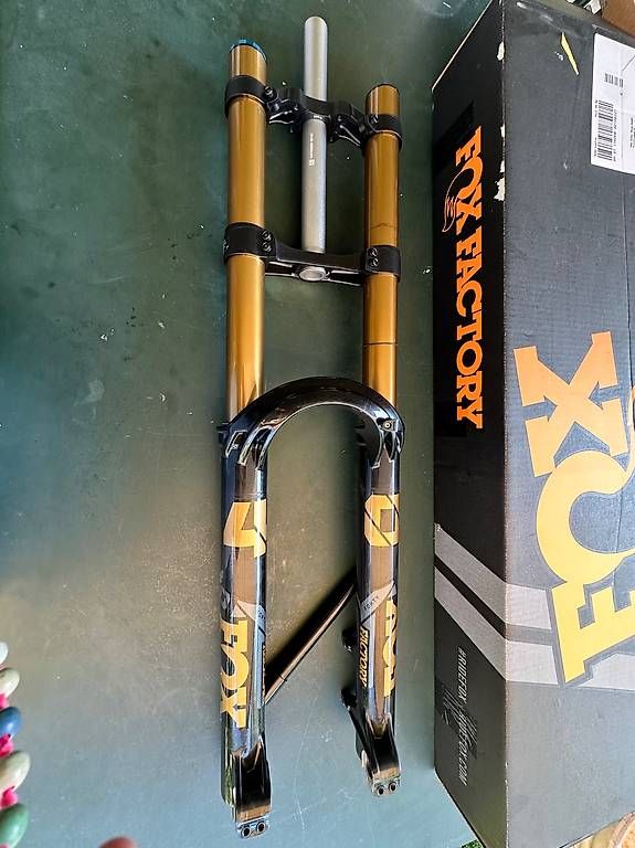 Ersatzteile: Federgabel Fox Float 40 FS Grip X2 29" – Gebraucht aus Stans von annasophiedorothee