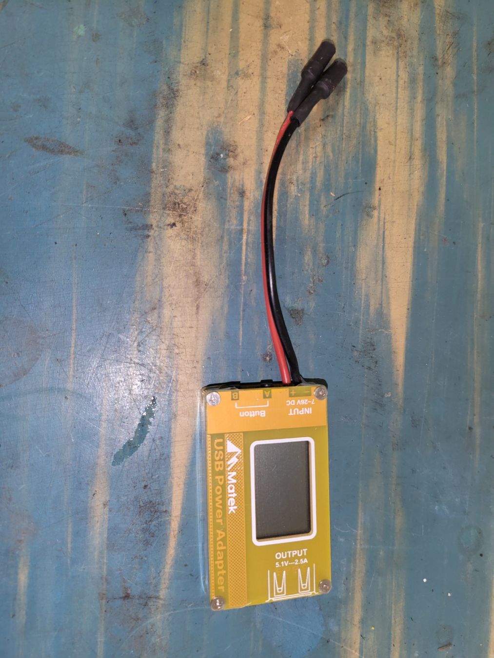 Lecteurs & Adaptateurs: Adaptateur USB Matek, 5.1V-2.5A – D'occasion à Versoix par Dragi1201