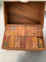 Dominospiel aus Holz