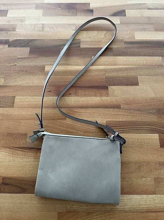 Borse da donna: Old Navy Double Zip Crossbody Bag – Usato da Zürich venduto da domeldidom