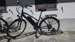 Bicicletta donna e-Bike Prophete con batteria AEG