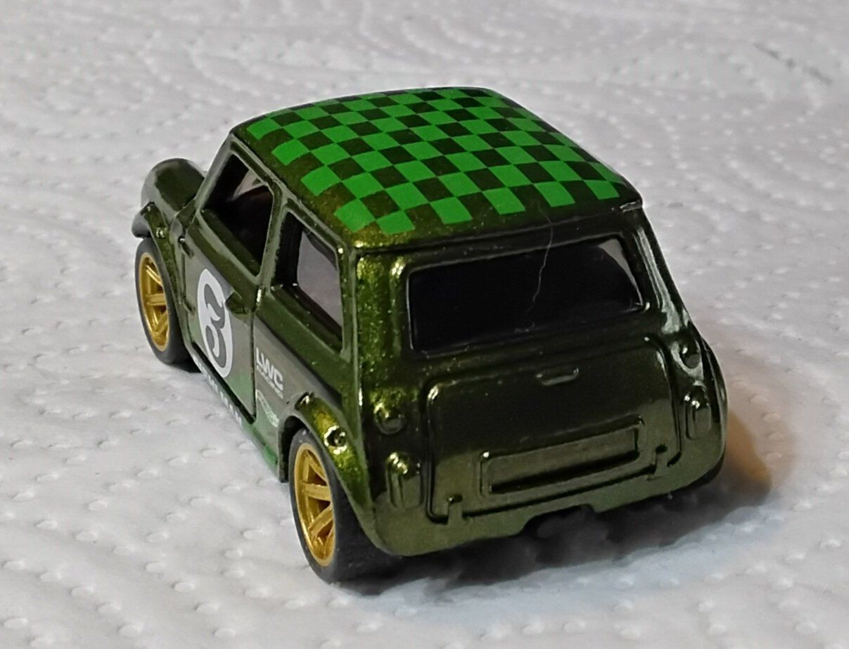 Hot Wheels Modellini d'auto: HotWheels Morris Mini – Nuovo (secondo la descrizione) da Pfyn venduto da Wildwilli 1