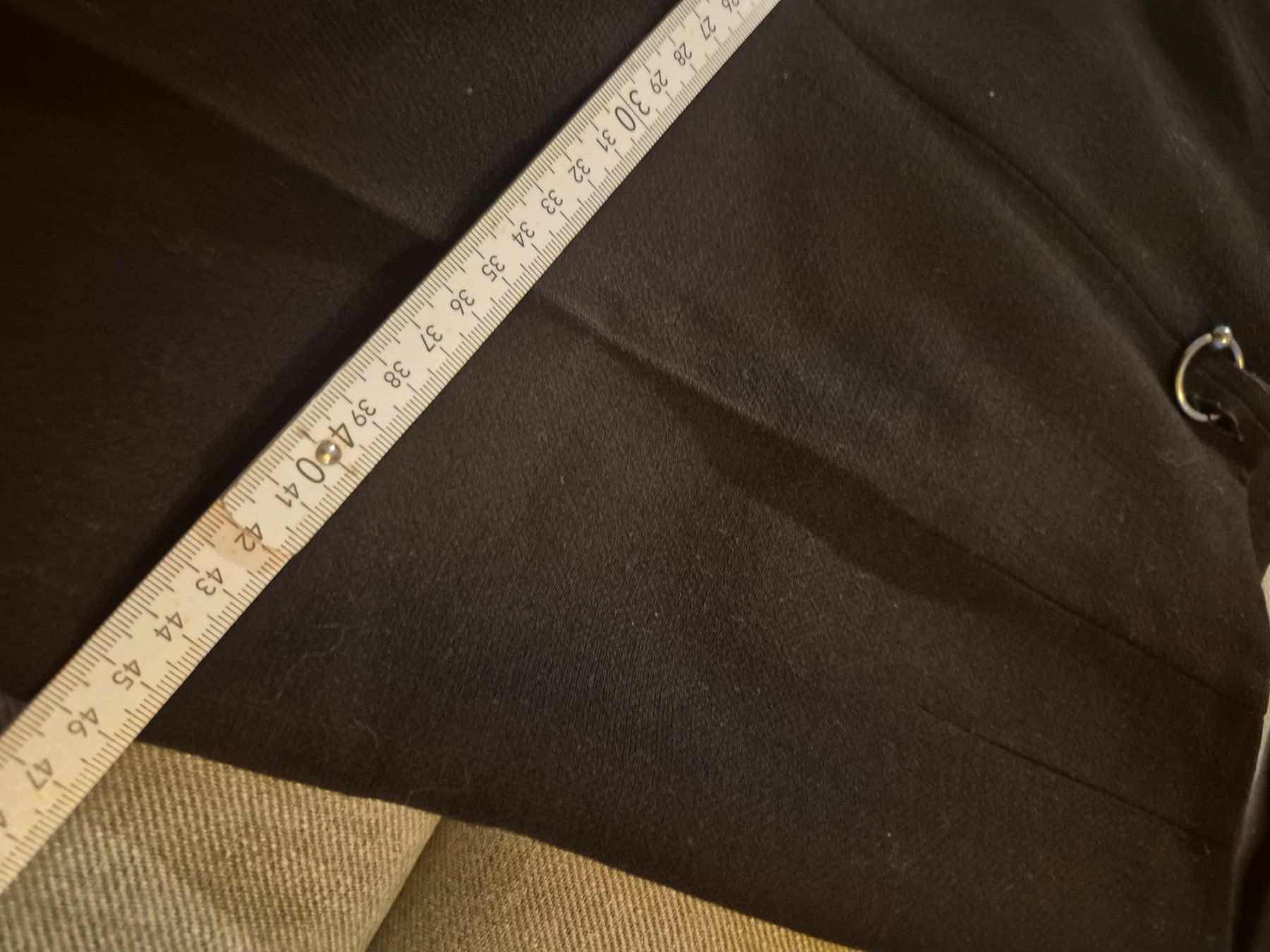 Moschino Kleiderpakete: Ensemble tailleur Moschino, noir élégant - Taille 36 – Neu (gemäss Beschreibung) aus St-Pierre-Clages von _RV 6