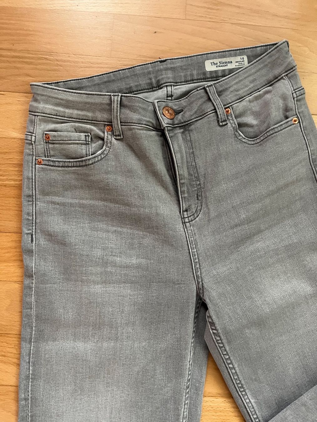 Jeans: 2 Paar Jeans – Usato da Klingnau venduto da Bigik 5