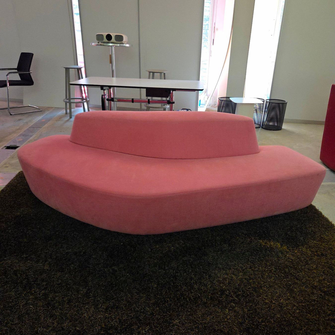 Divani: Tacchini Polar Sofa | Design Pearson Lloyd | Modell 0PLRDV23 – Usato da Affoltern am Albis venduto da Zapro 1