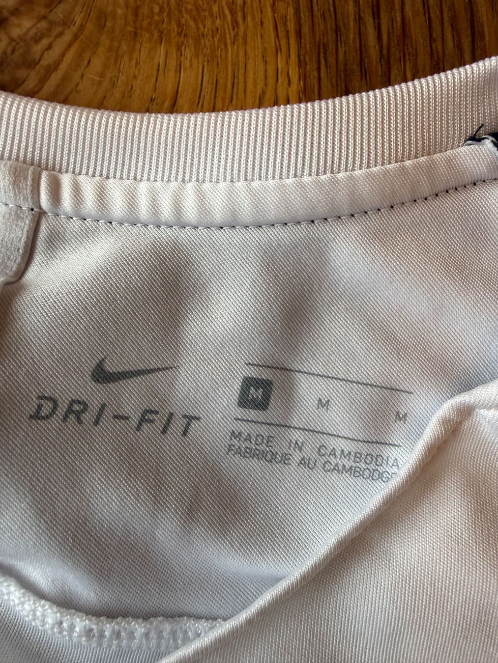 Nike T-shirt: Nike Sport T-Shirt – Usato da Ringgenberg BE venduto da MiBa16 3